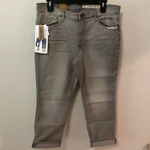 DKNY Crop Skinny Jeans